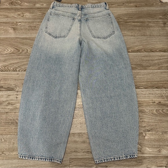 Universal Thread High-Rise Easy Barrel Ankle Jeans - Picture 8 of 8